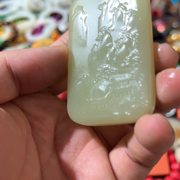 和田玉（糖玉）未镶嵌颈饰