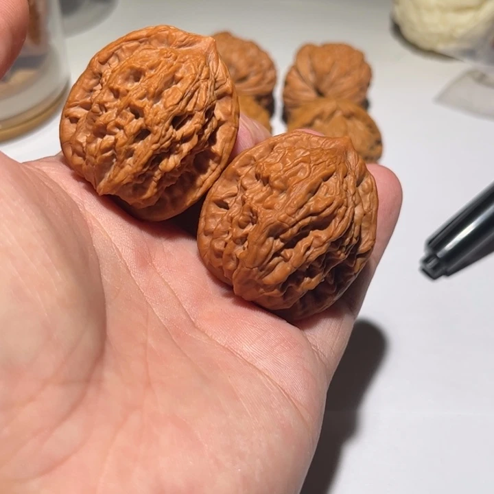 一***福吊坠文玩核桃狮子头核桃