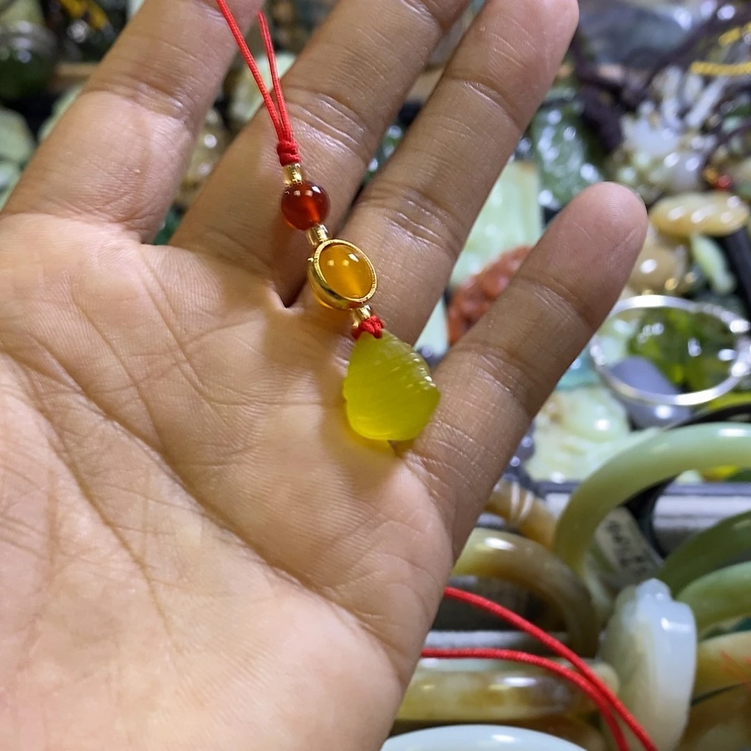 未镶嵌岫玉手机挂件yg