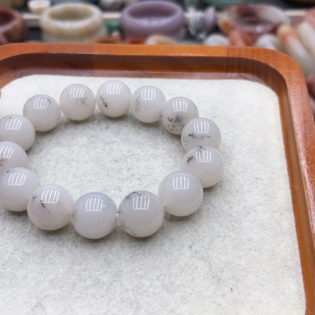 石英质玉圈口齐全未镶嵌·*