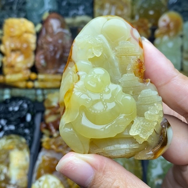 蛇纹石玉未镶嵌颈饰