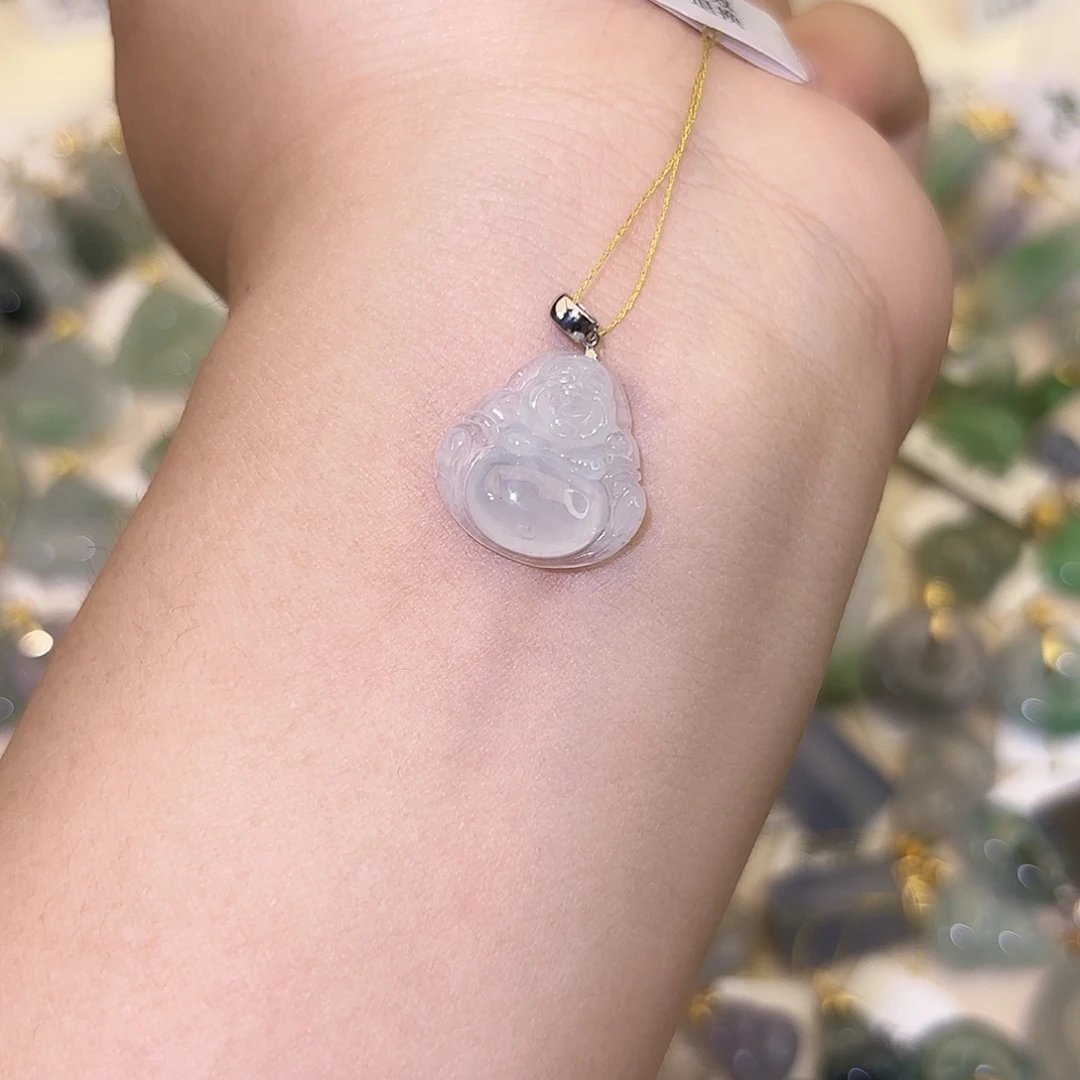 翡翠18K金镶嵌颈饰佛公