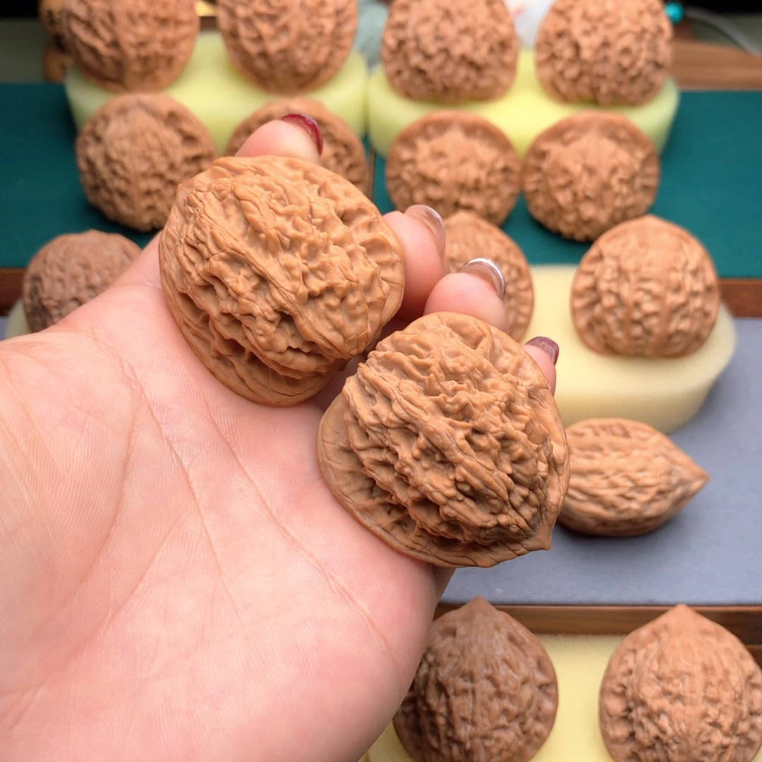 文玩核桃吊坠全品麦穗虎头40