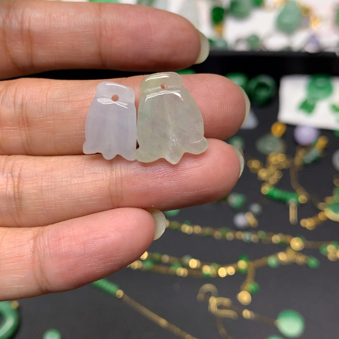 颈饰未镶嵌翡翠有纹裂