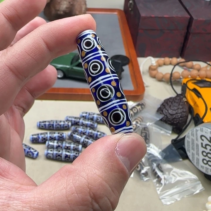 白玉菩提吊坠黑色8937发1颗