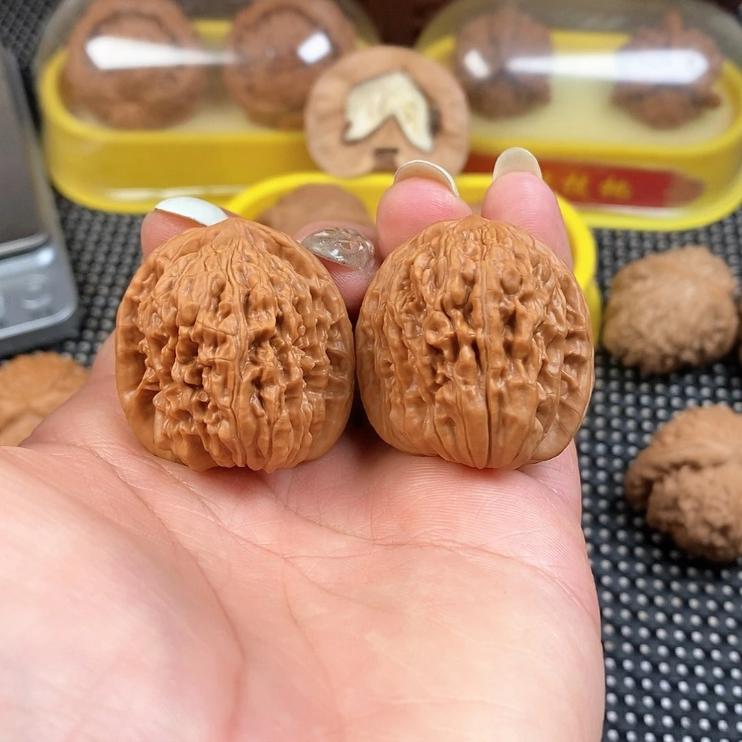 文玩核桃把件32➕四座楼