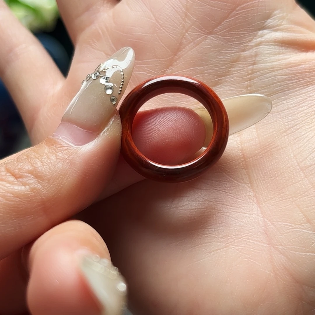 南红玛瑙未镶嵌珠宝奇石