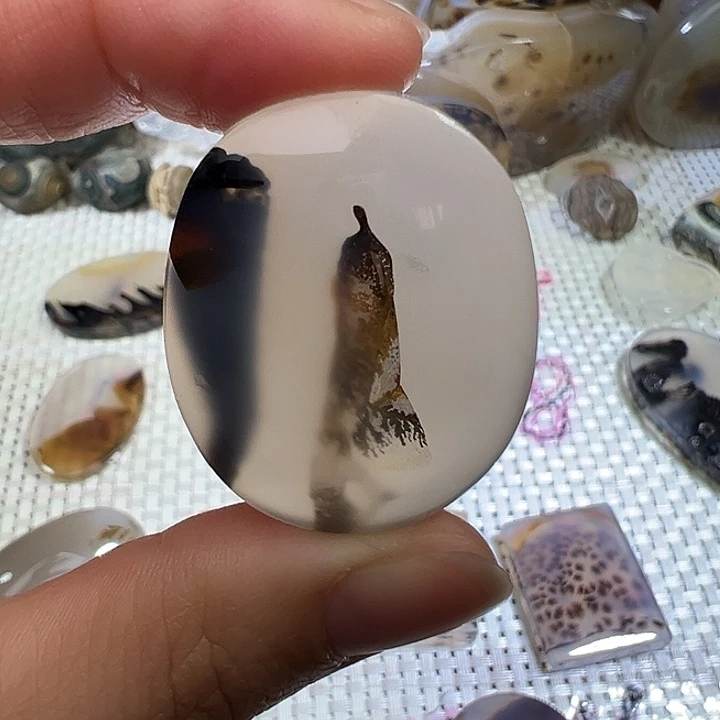 玛瑙/玉髓未镶嵌颈饰