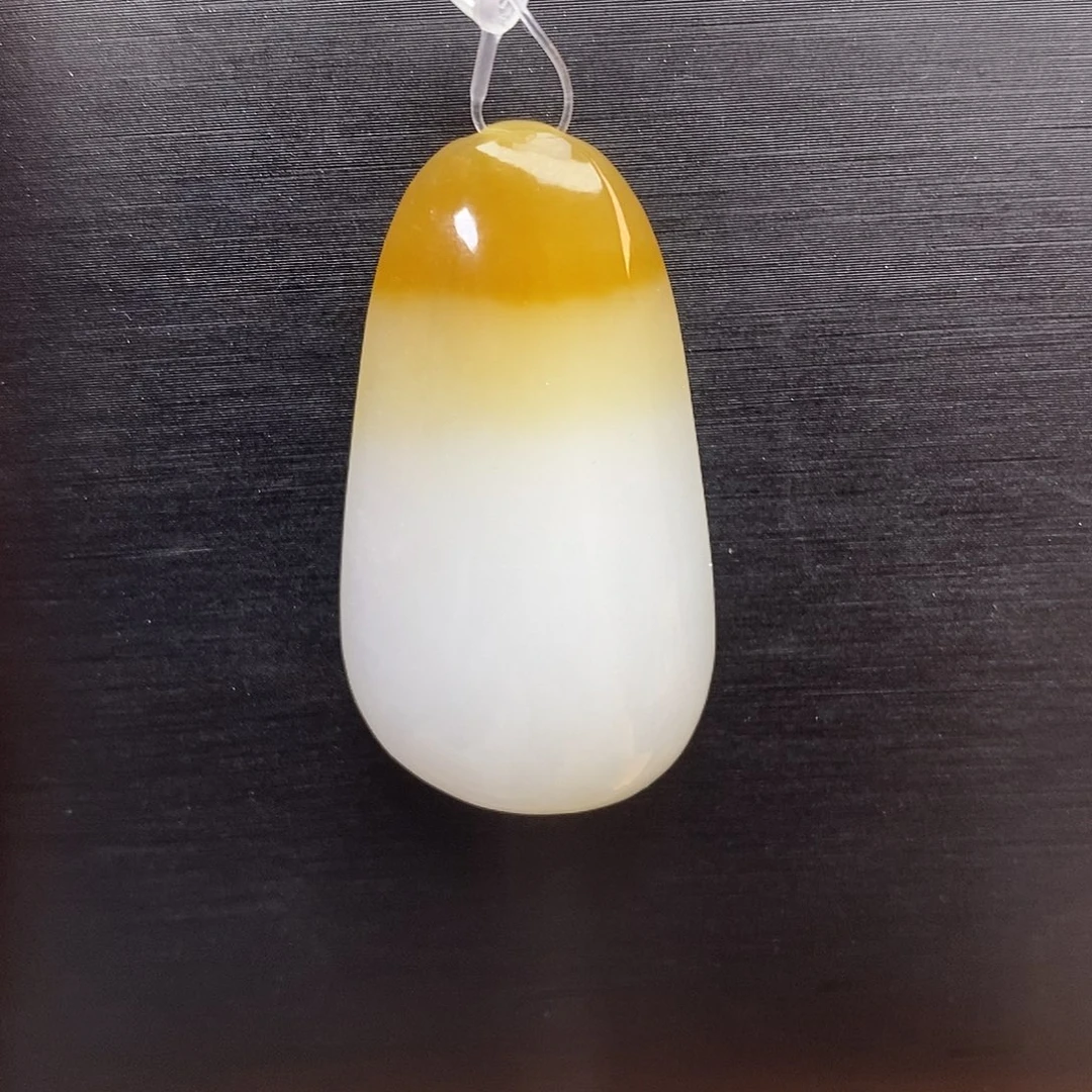 和田玉（糖玉）未镶嵌颈饰