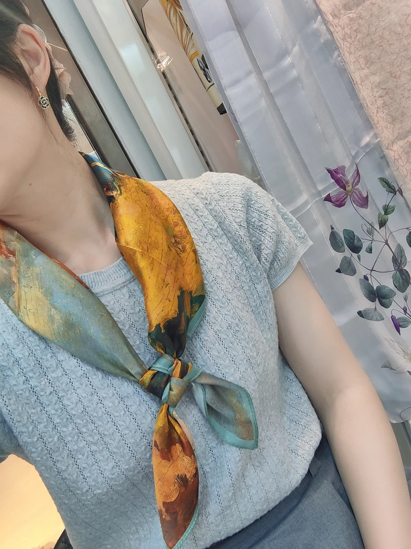 68-70桑蚕丝方巾百搭高级系列