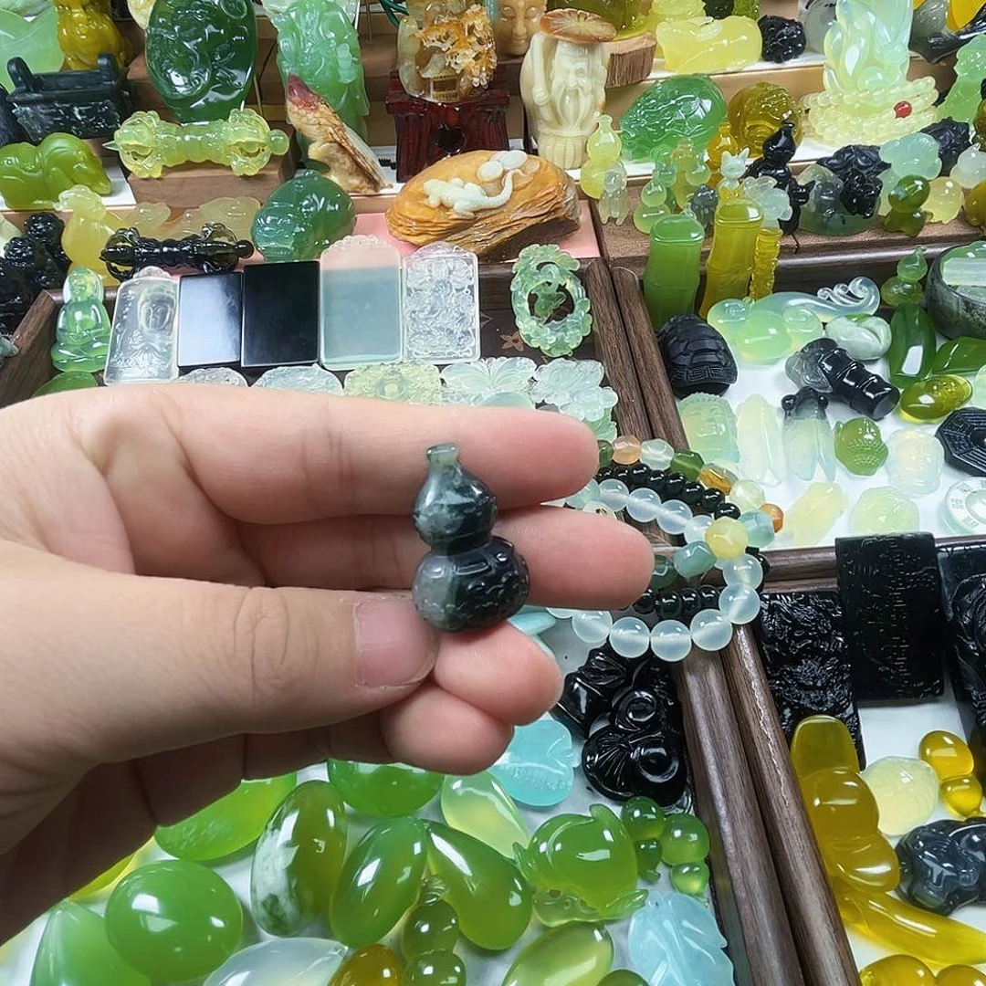 未镶嵌岫玉吊坠(不含链)