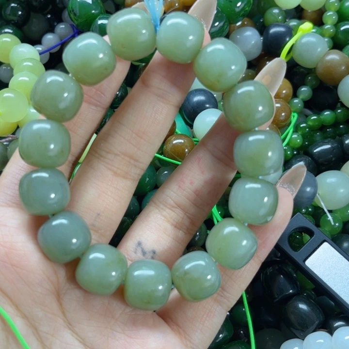 和田玉未镶嵌手链