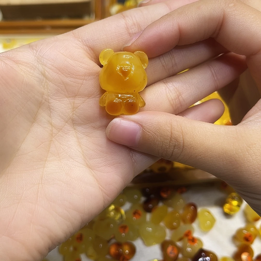 琥珀未镶嵌珠宝奇石