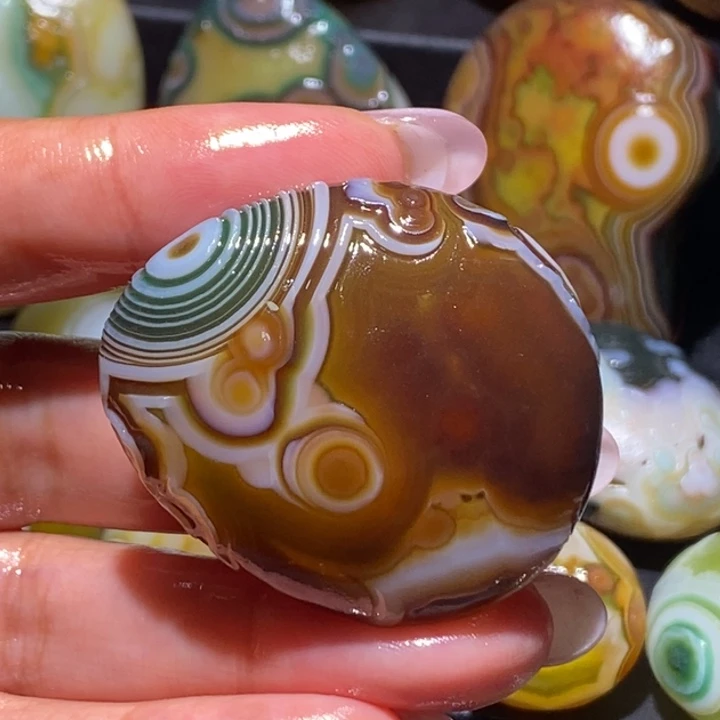 玛瑙/玉髓未镶嵌珠宝奇石29