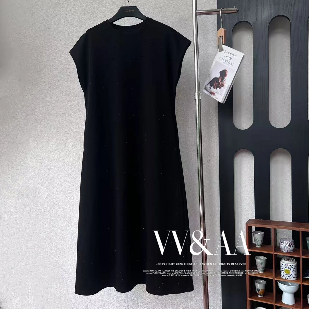 VV&AA “独星 ”亮钻显瘦圆领黑色无袖长款小黑裙 R4469