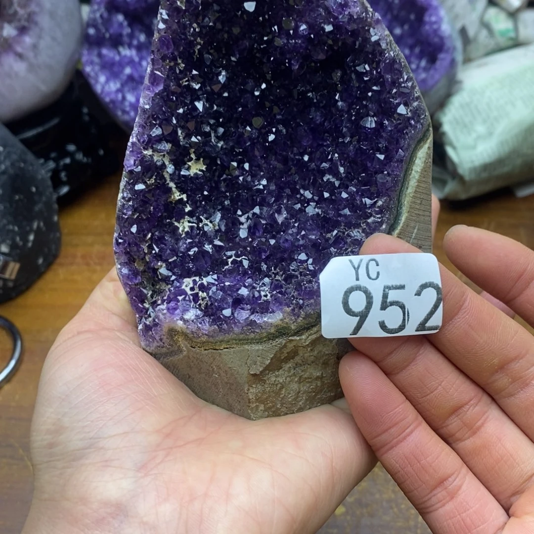 水晶大型摆件（非配饰）未镶嵌