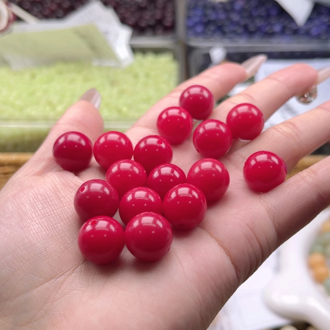 白玉菩提吊坠z14.5mm110颗。中国红