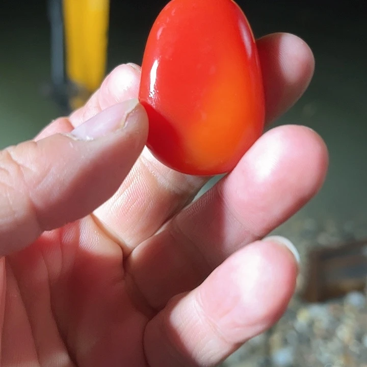 未镶嵌和田玉（糖玉）珠宝奇石