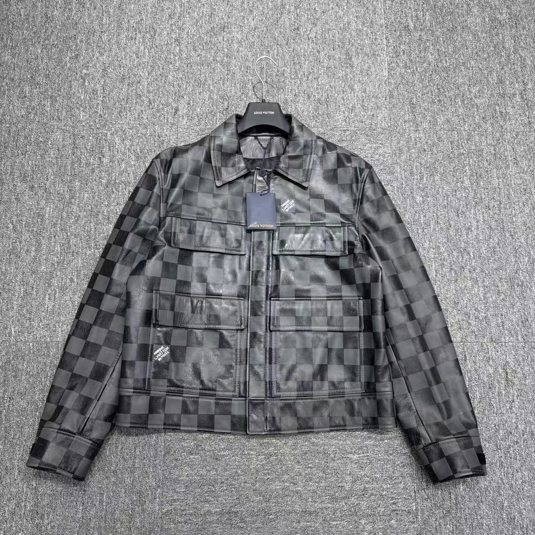 全新未使用 LouisVuitton/路易威登 棋盘格牛皮夹克/54码/12663