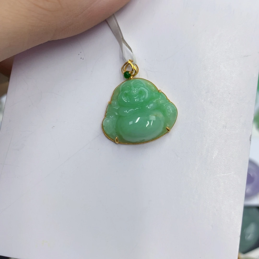 颈饰18K金镶嵌翡翠翡翠