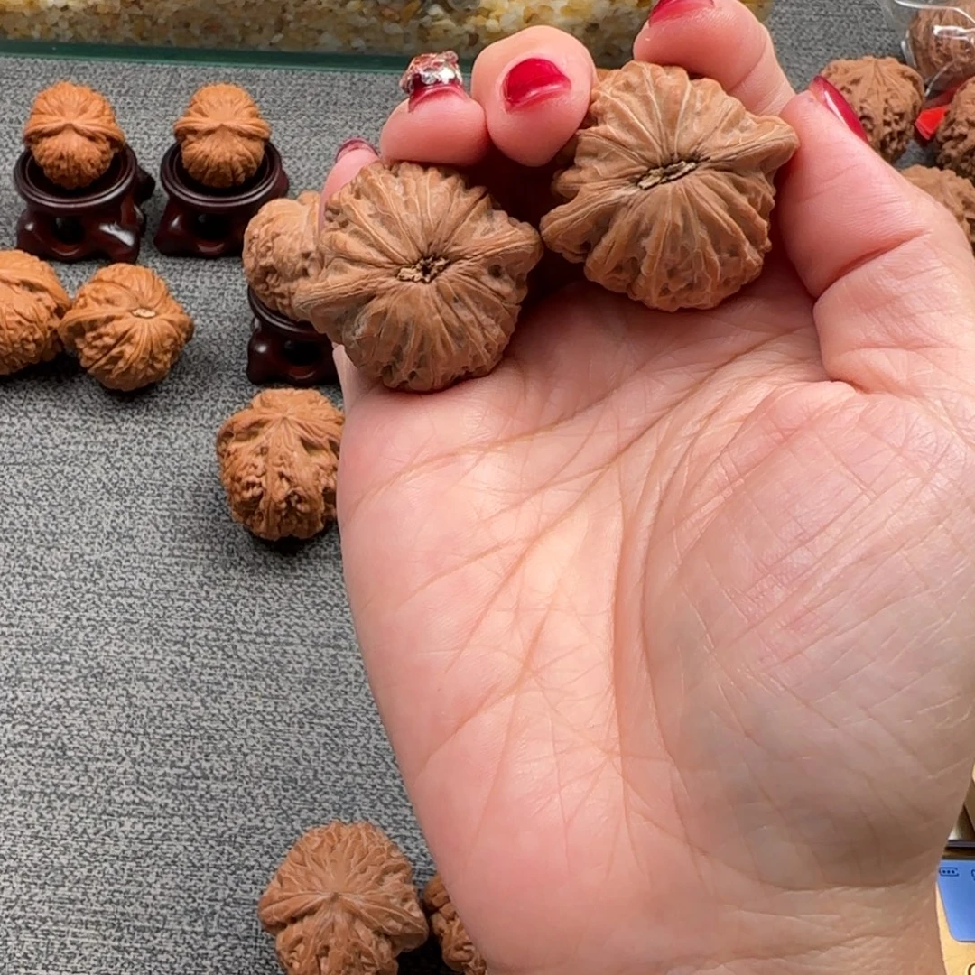 文玩核桃吊坠核桃