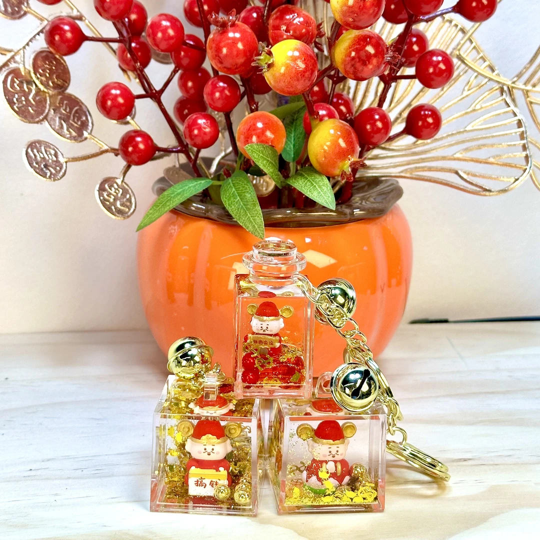 正品亚克力流沙财神小钥匙扣创意手工DIY网红流沙挂件高档可爱