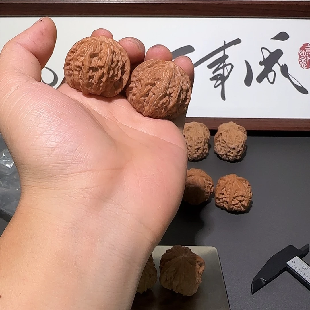 朽****文玩核桃吊坠核桃