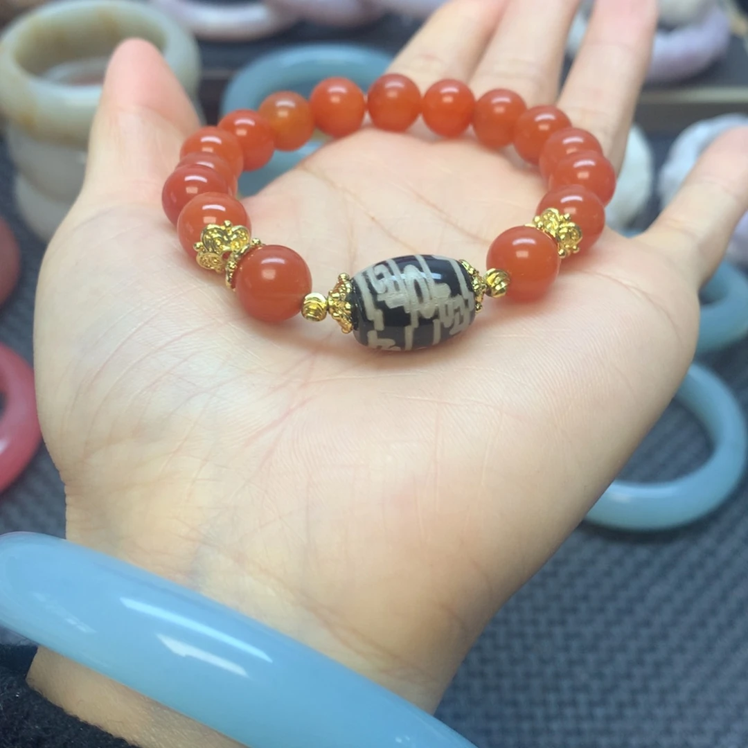 石英岩玉未镶嵌手镯