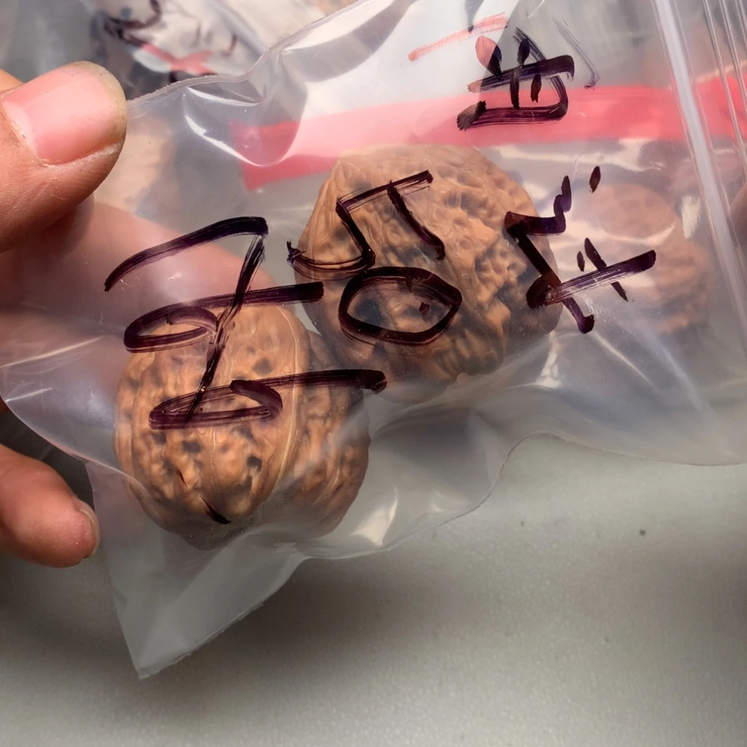 雨***晴文玩核桃吊坠40铁锤