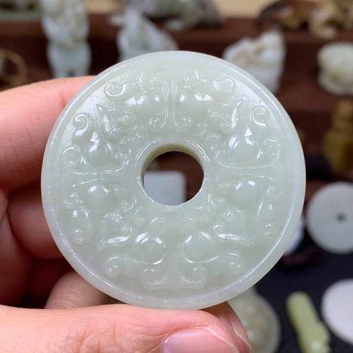 和田玉未镶嵌挂件