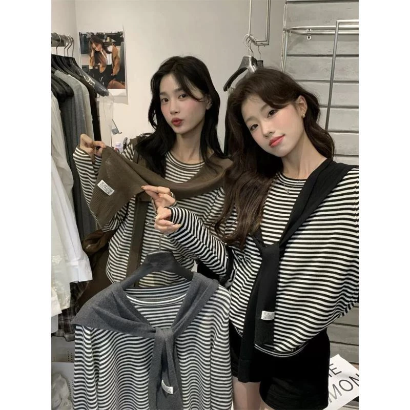 秋季新款老钱风条纹针织衫披肩两件套慵懒显瘦薄款长袖上衣女2412