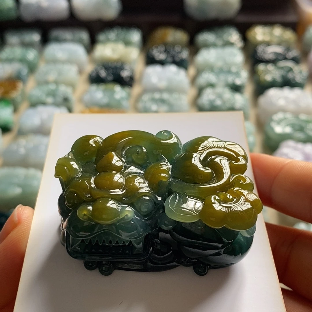 翡翠未镶嵌颈饰天然翡翠貔貅吊坠