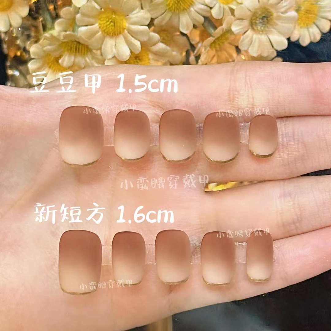 【毛桃】秋冬新品2025磨砂猫眼金边法式手绘纯手工穿戴甲美甲高级感