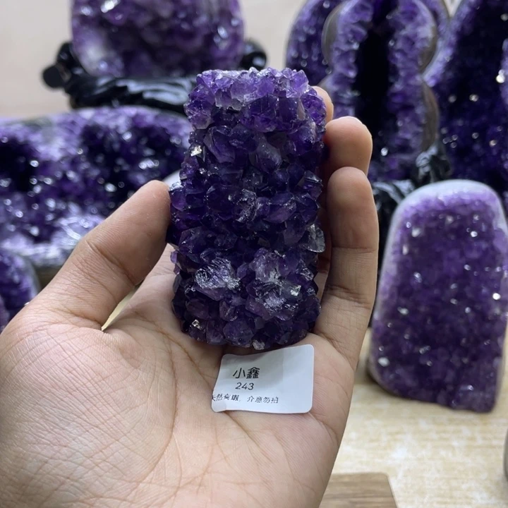 未镶嵌大型摆件（非配饰）紫晶