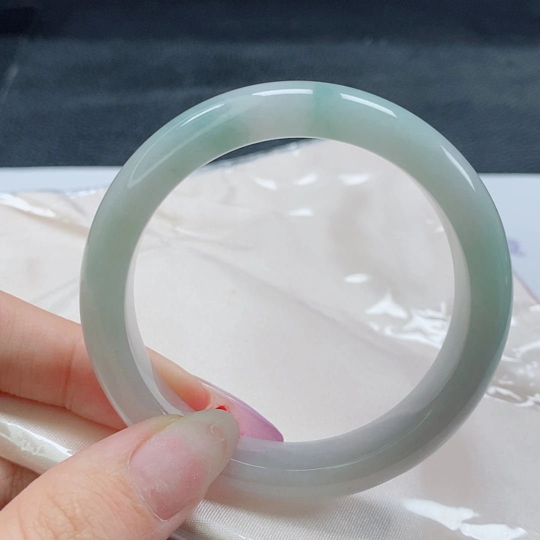 【闪购商品】未镶嵌手镯翡翠480号