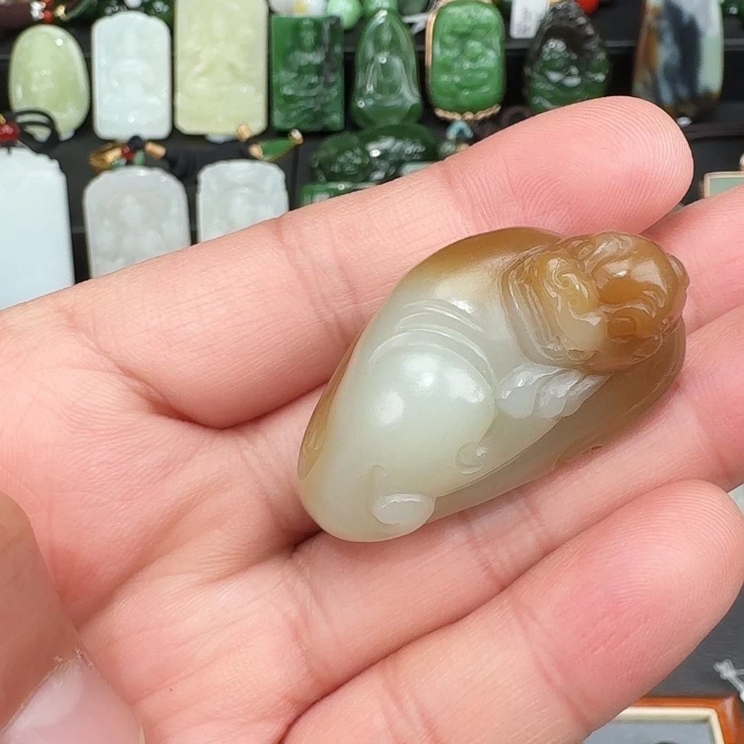 和田玉未镶嵌挂件