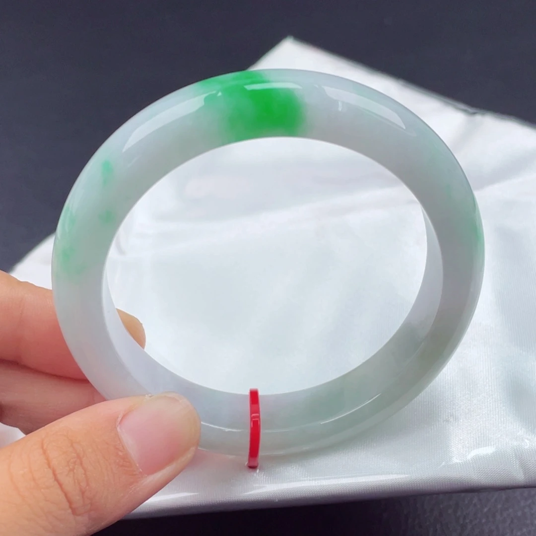 翡翠手镯未镶嵌5657正圈