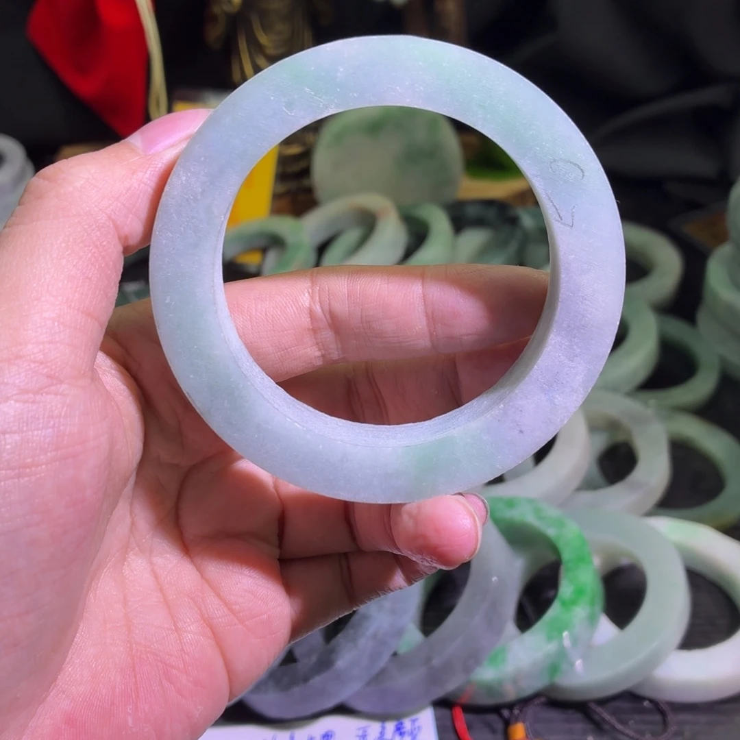 定制翡翠未镶嵌天然翡翠A货毛胚手镯定制