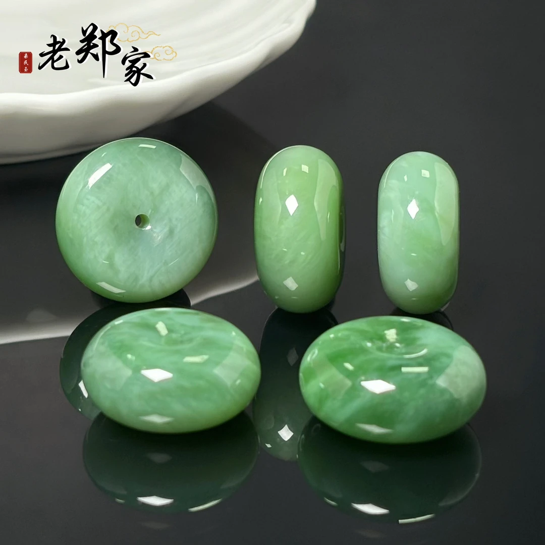 【老郑家】和田玉平安扣挂件 (多样性发一件)1692微黑点