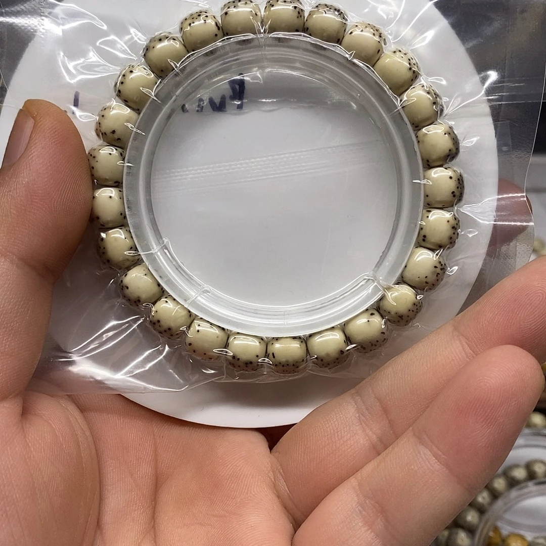 杨***ঞ吊坠星月菩提河豚