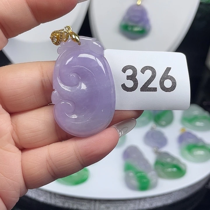 翡翠未镶嵌颈饰赠链