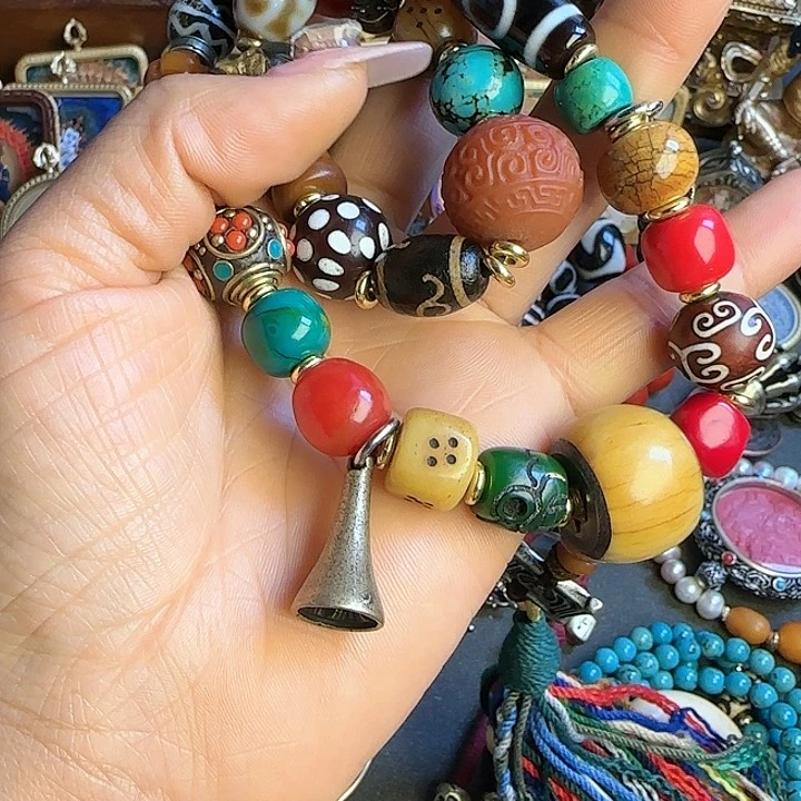 泥塑畅*燕谢谢，扎西德勒