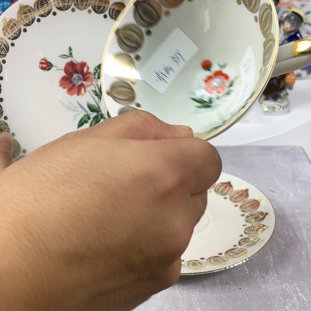 瓷片欧瓷咖啡杯水晶杯摆件