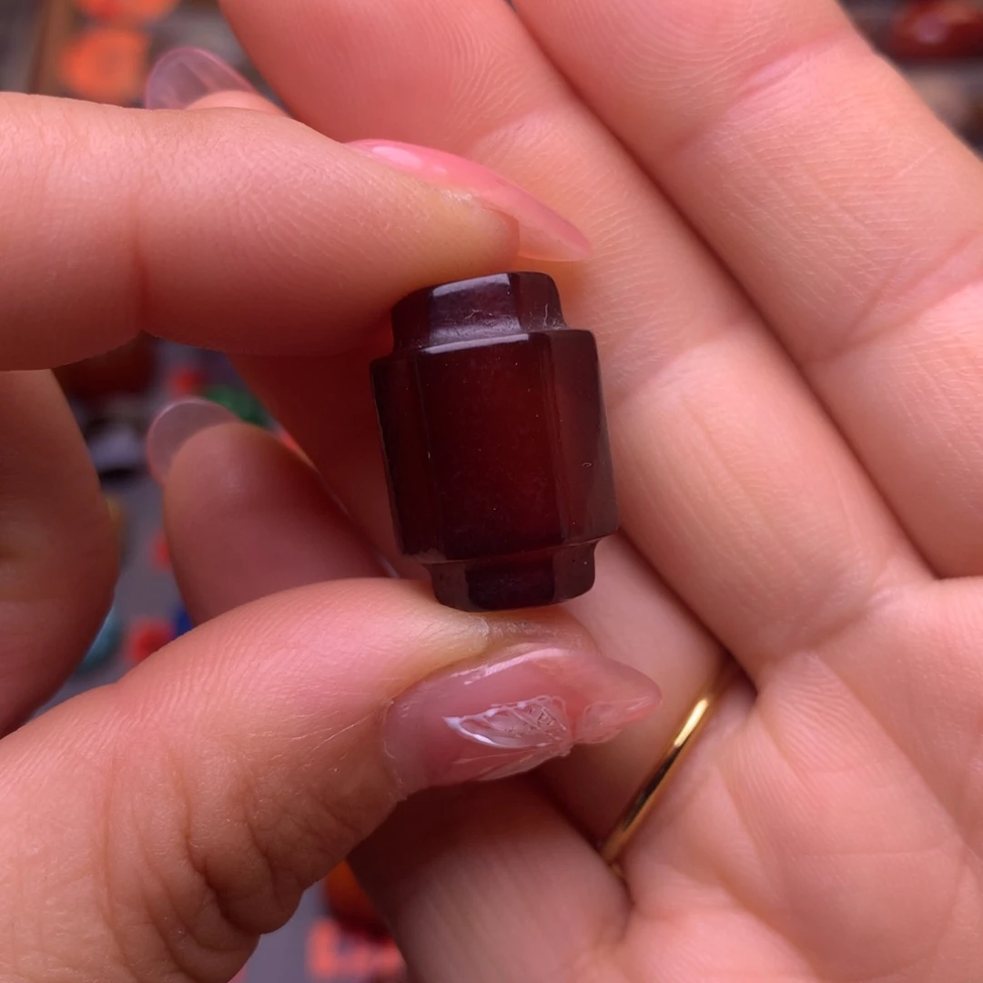 晨****玛瑙/玉髓颈饰未镶嵌