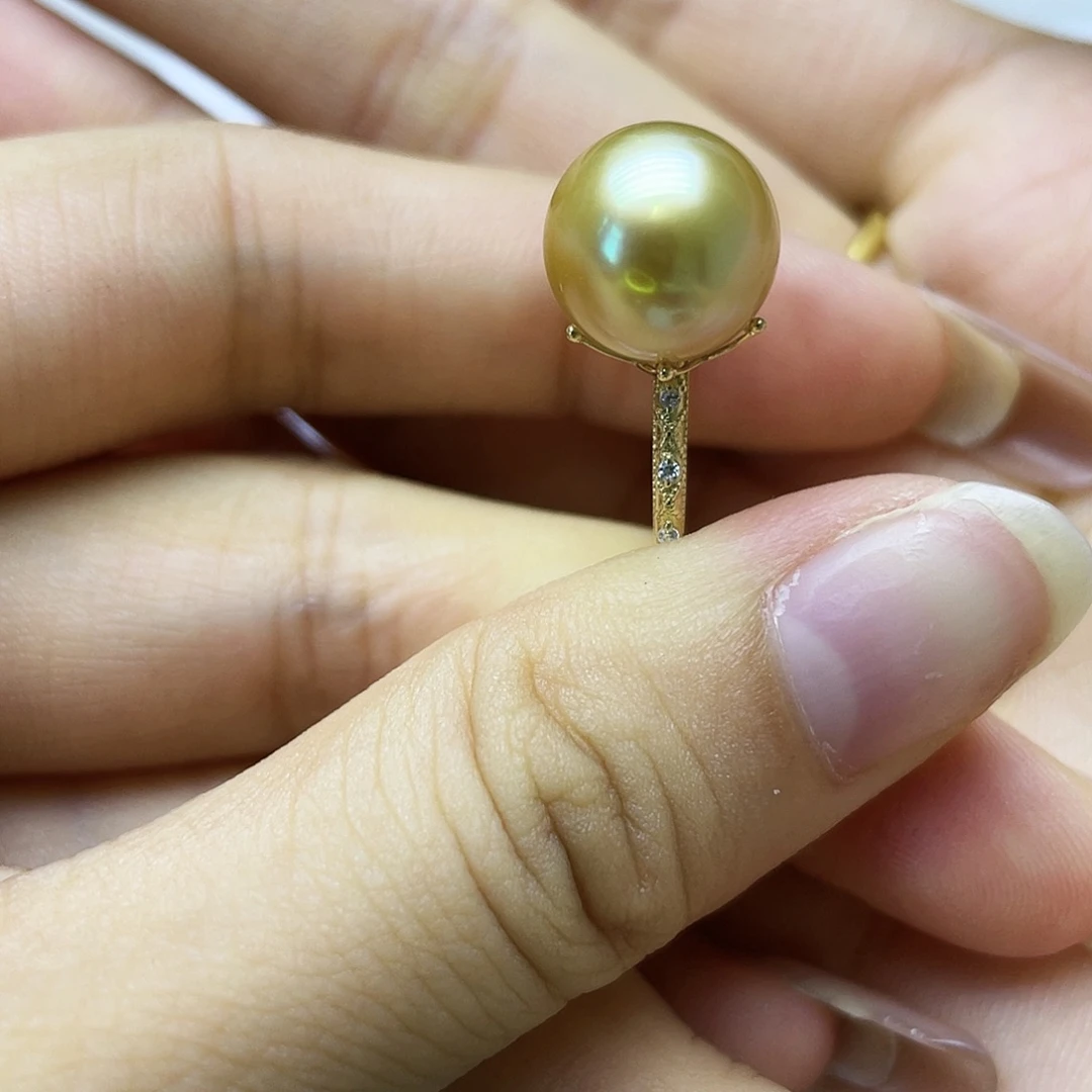 18K金镶嵌戒指海水珍珠