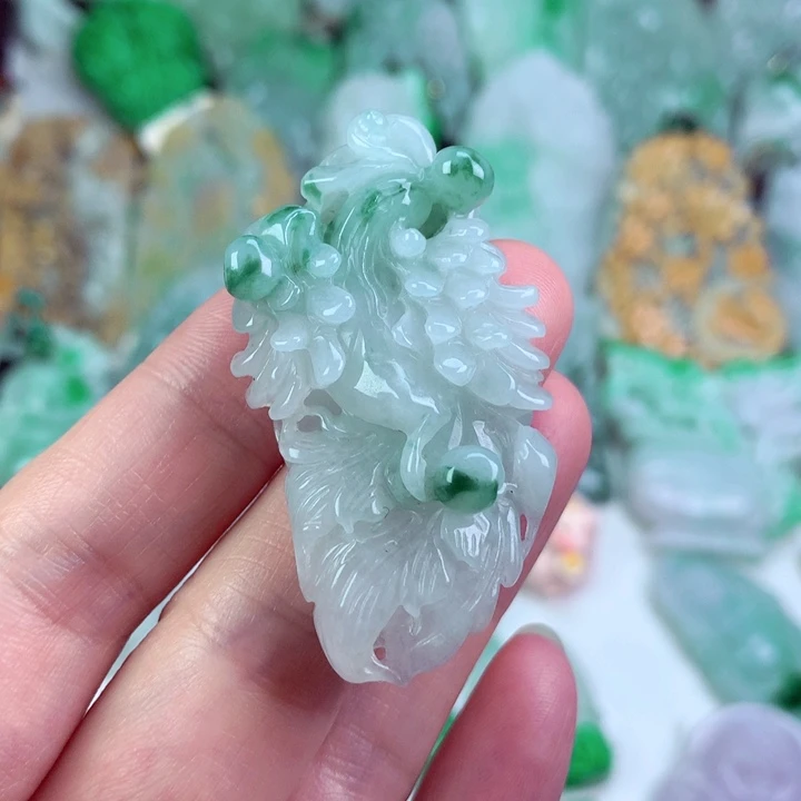 翡翠未镶嵌吊坠(不含链)