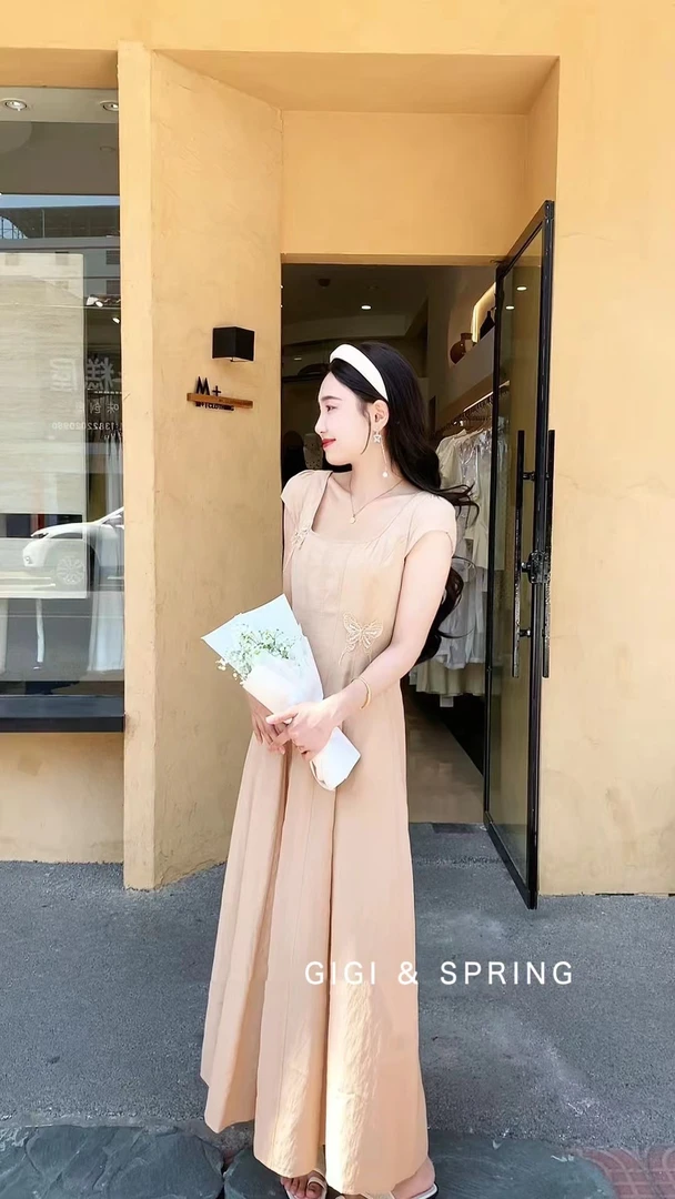 夏季新款法式气质杏色掐腰显瘦女士连衣裙