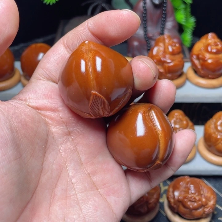 把件橄榄核寿桃3.5手球