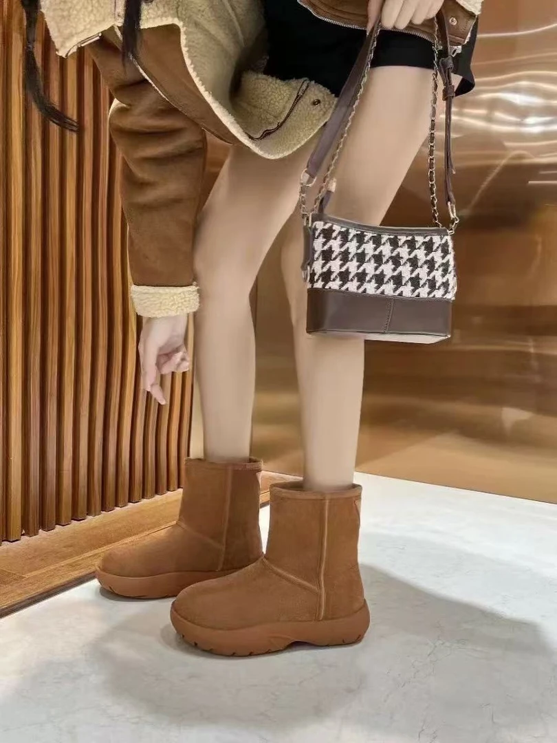 1008 女士休闲百搭时尚雪地靴 HM