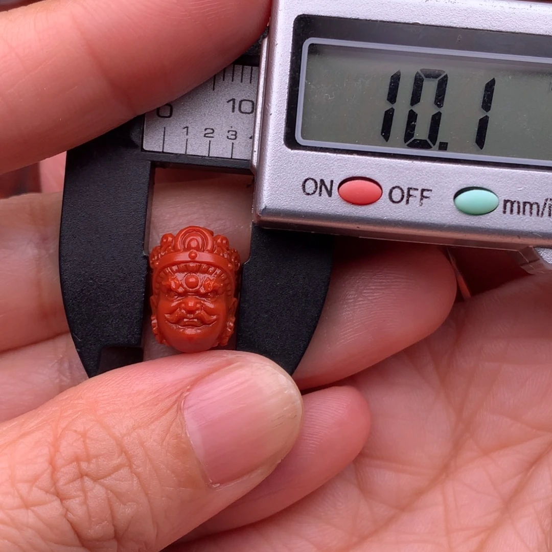 阳***勇南红玛瑙未镶嵌配饰